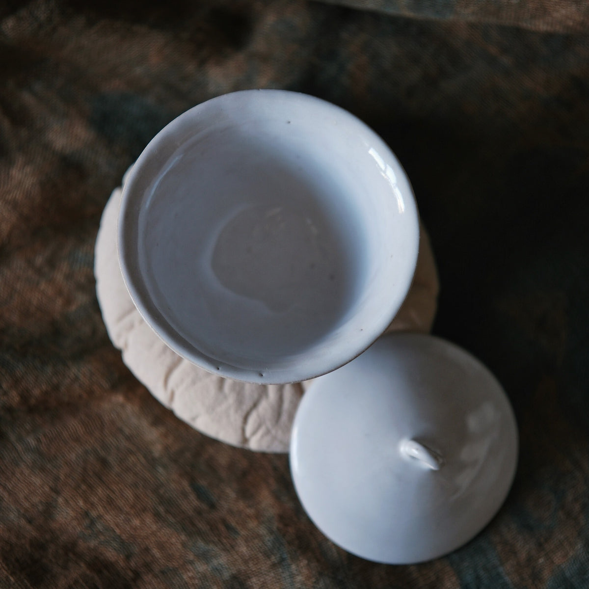 Naozumi Tanaka lidded bowl