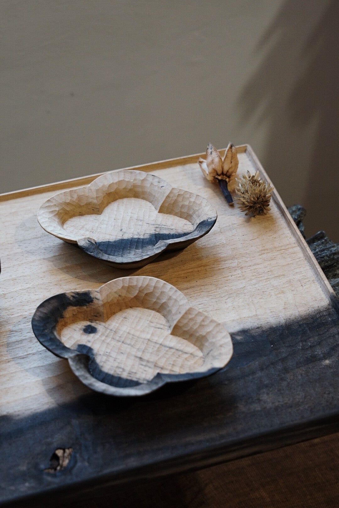 Yuuki Minami black lacquer eared cup