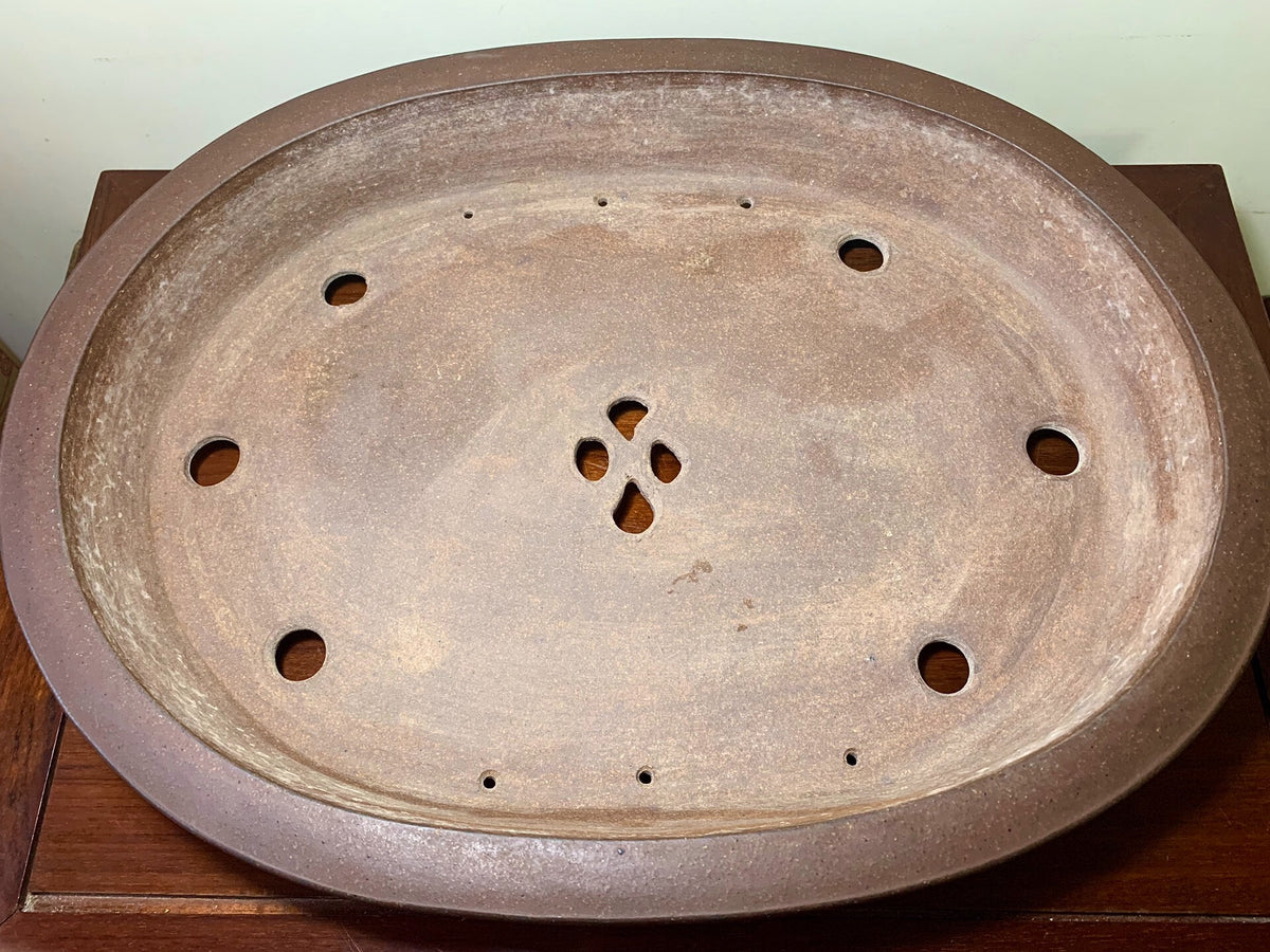 Lower Band Outer Rim Cut Standing Oval Japanese Pot by Nakano Gyōzan