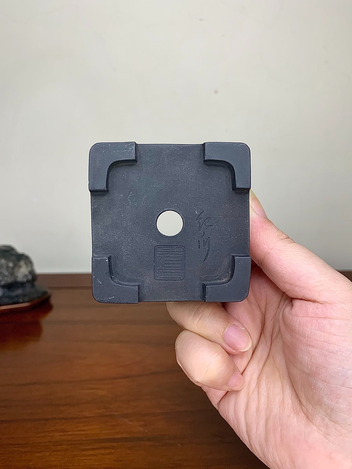 Kiso No Kawa Shuishi Cut-Foot Square Japanese Pot