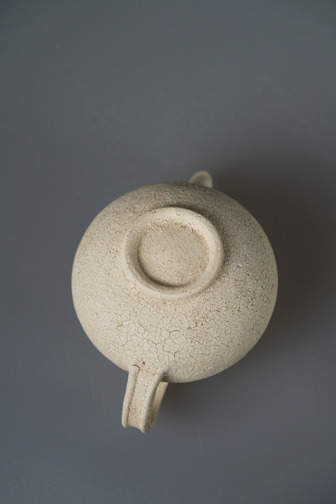 Japanese ceramic artist Airi Kagamihara teapot c