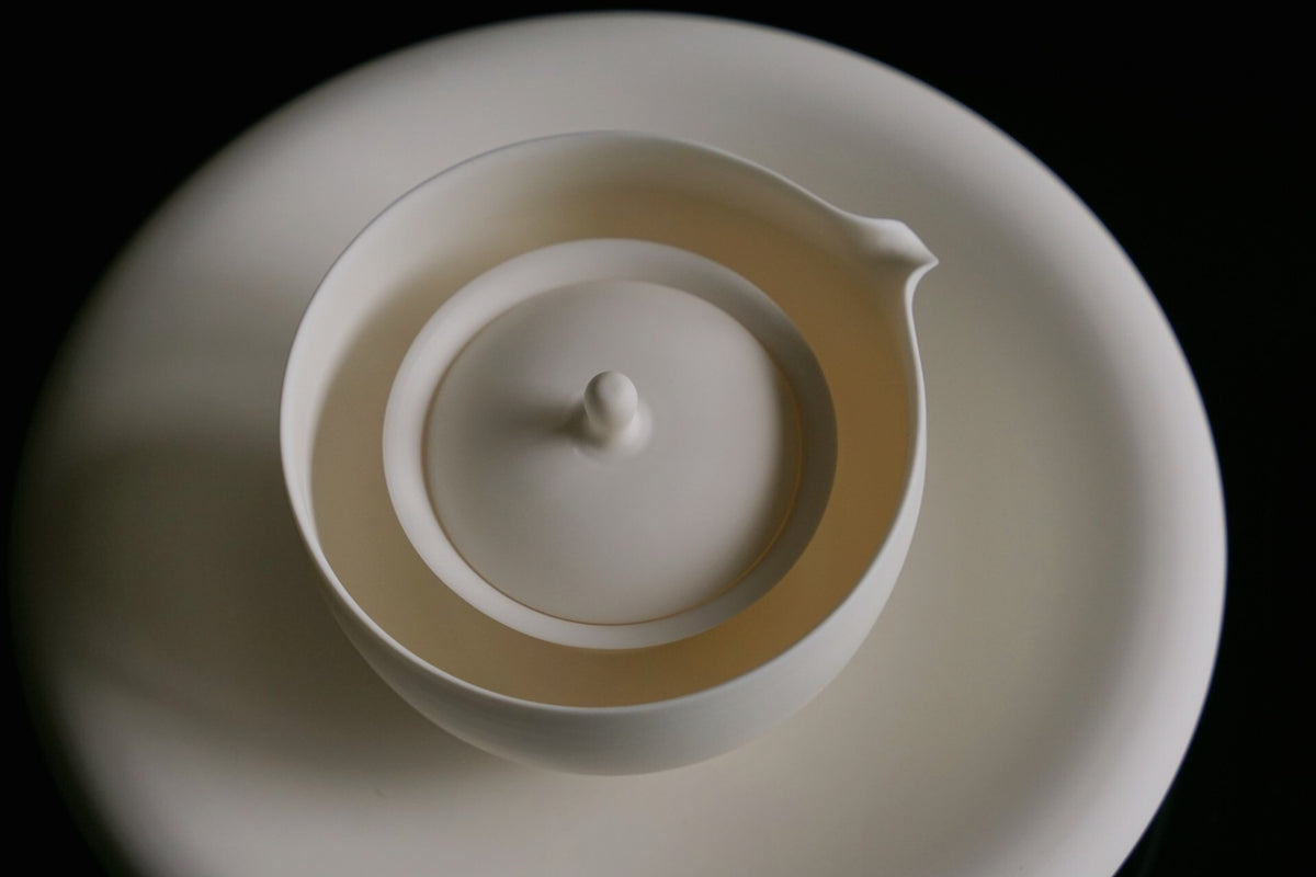 Zhouzhou magnolia lidded bowl - 100ml
