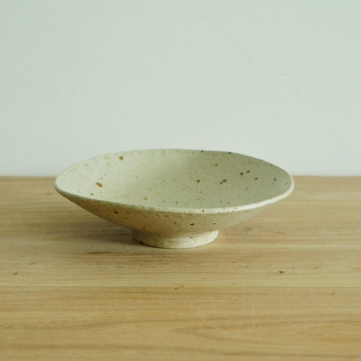 Tomomi Mizutani round bowl / salad bowl