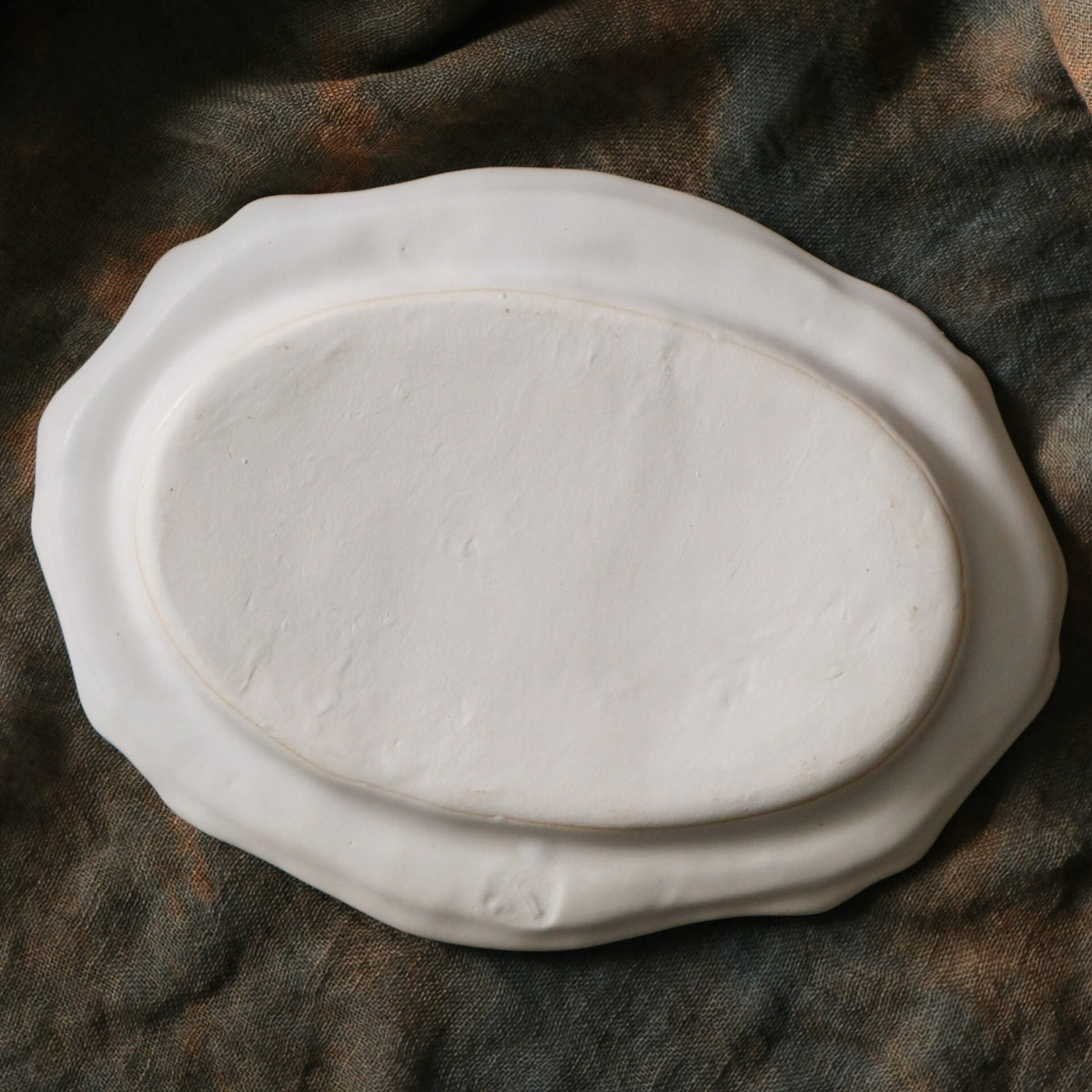 Nagahama Yukiko scalloped-edge plate / breakfast plate / main course plate