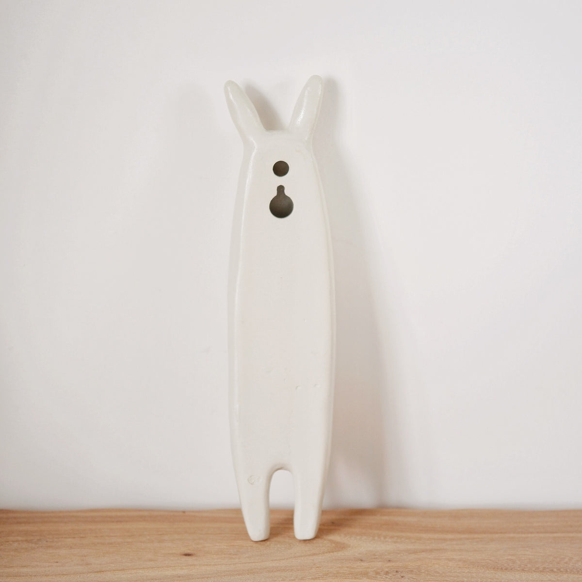 Akiko Ozutsumi rabbit / vase / flower vase / wall-hanging decoration