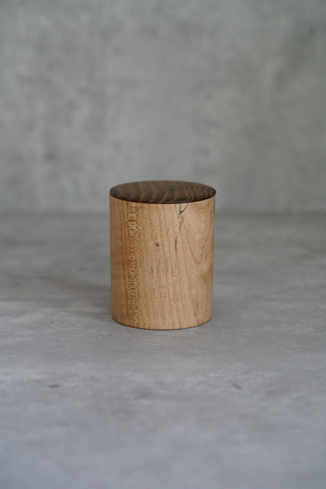 Japanese woodwork artist Tatsunori Sato lidded storage jar — 5.2 cm, 6.5 cm high