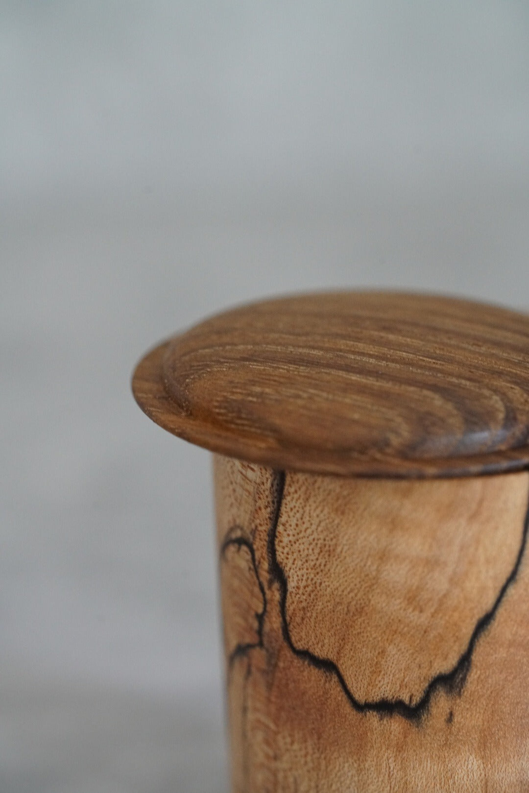 Japanese woodwork artist Tatsunori Sato lidded storage jar — 5.2 cm, 6.5 cm high