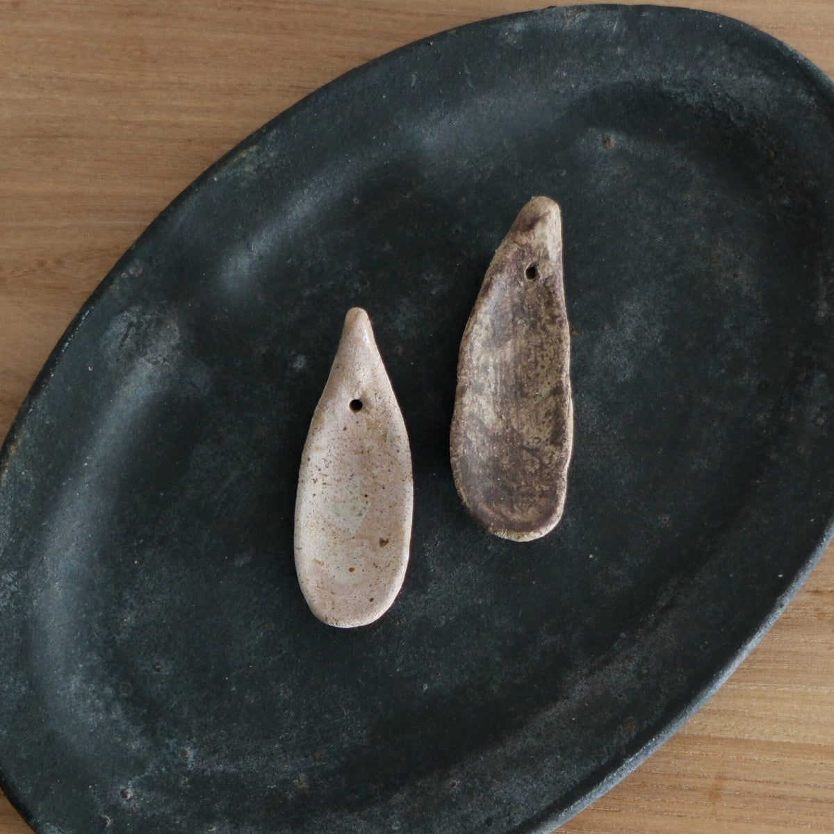 Tomomi Mizutani incense stand / incense holder
