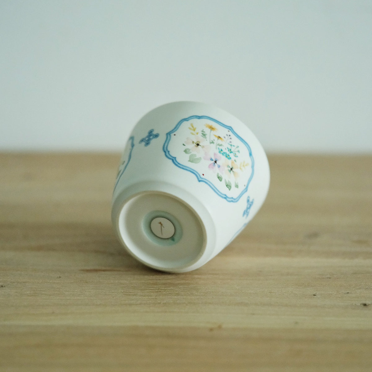 Kumiko Yada coffee cup / tea cup / hand-held cup / choko cup