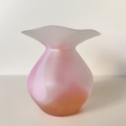 Yukiko Nakano pink vase