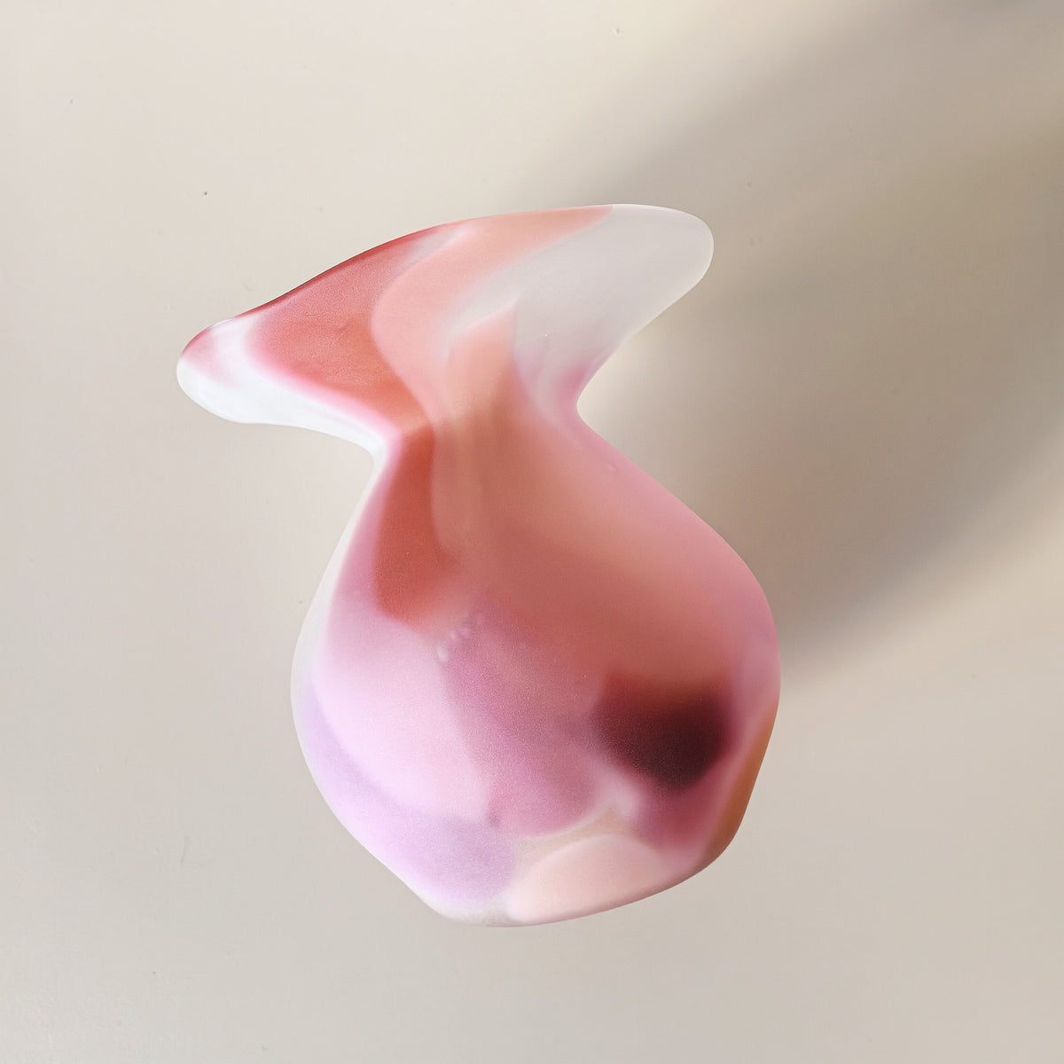 Yukiko Nakano pink vase