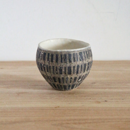 马川祐辅  咖啡杯 拉花杯 手握杯 汤吞 容量255ML 黑色竖条