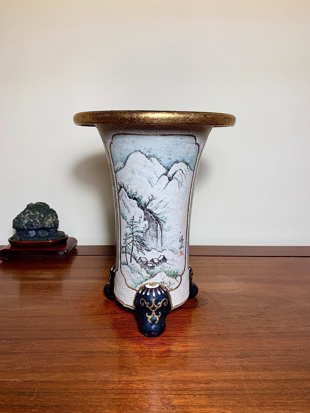 Qingshan with Painted Panels and Enamelled Landscape, Omoto Pot
