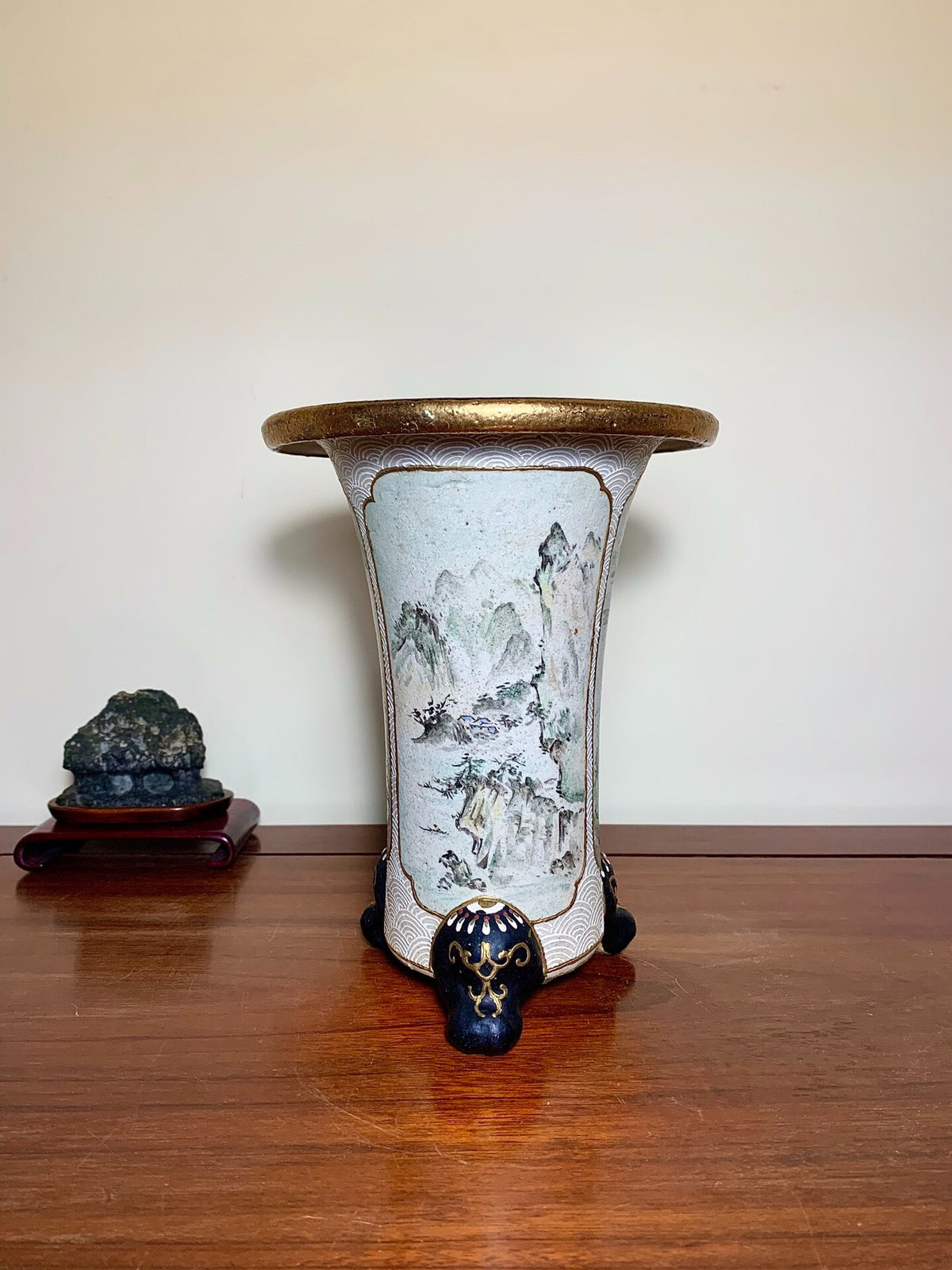 Qingshan with Painted Panels and Enamelled Landscape, Omoto Pot