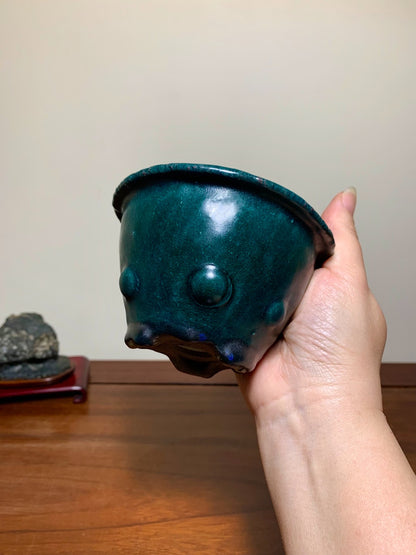 Ichi No Kura Ishishu Green Glaze Studded Hand-Pinched Round Pot