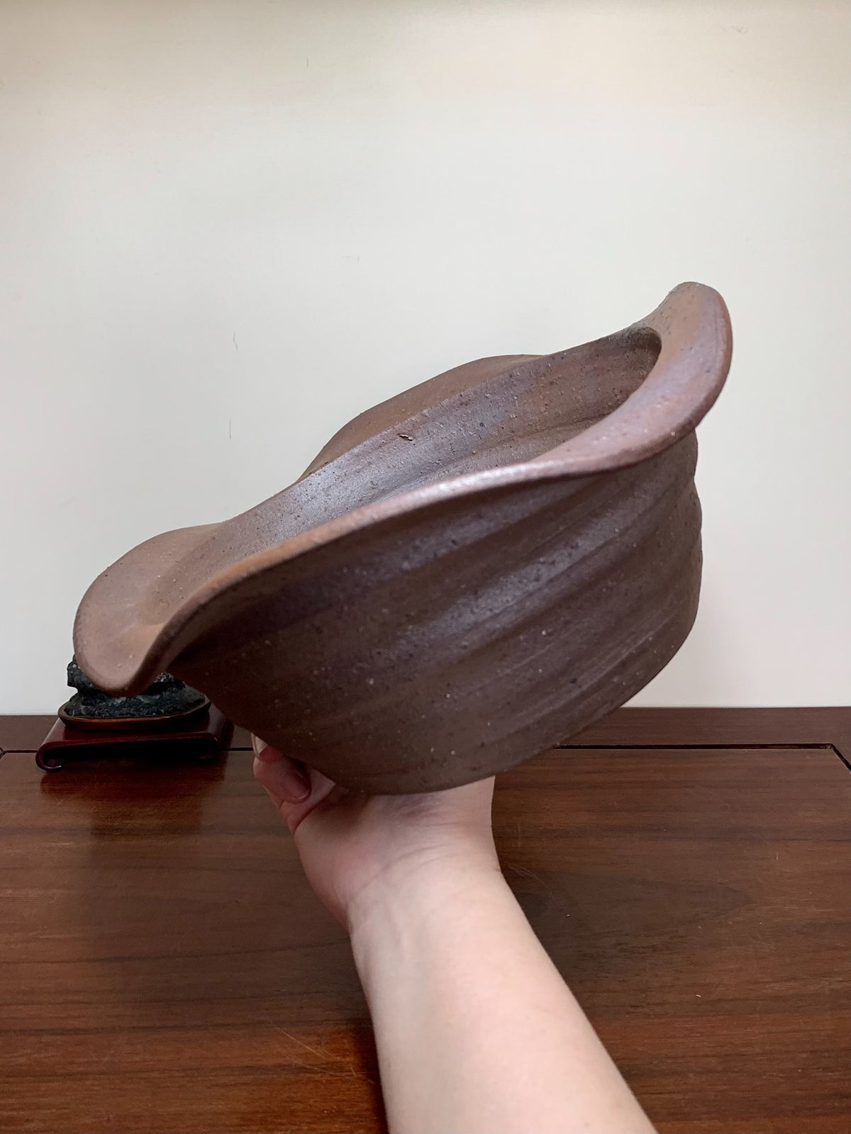 Japanese Top-Tier Irregular Outer-Rim Nanban Pot by Matsushita Banzai