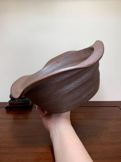 Japanese Top-Tier Irregular Outer-Rim Nanban Pot by Matsushita Banzai