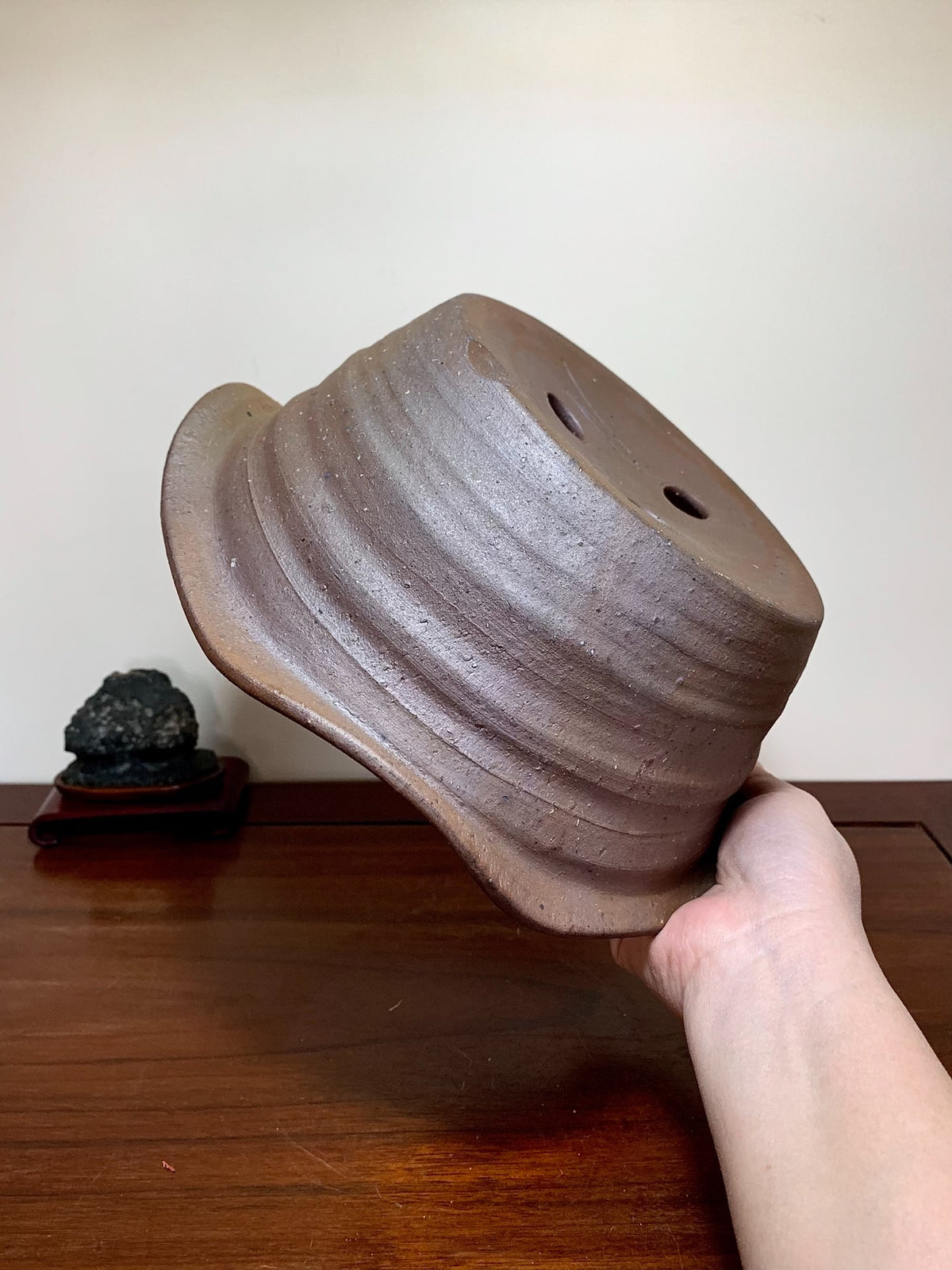 Japanese Top-Tier Irregular Outer-Rim Nanban Pot by Matsushita Banzai
