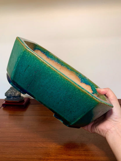 Sen Dai Kōyō Cloth-Textured Glaze Large Cornered Rectangular Japanese Flower Pot