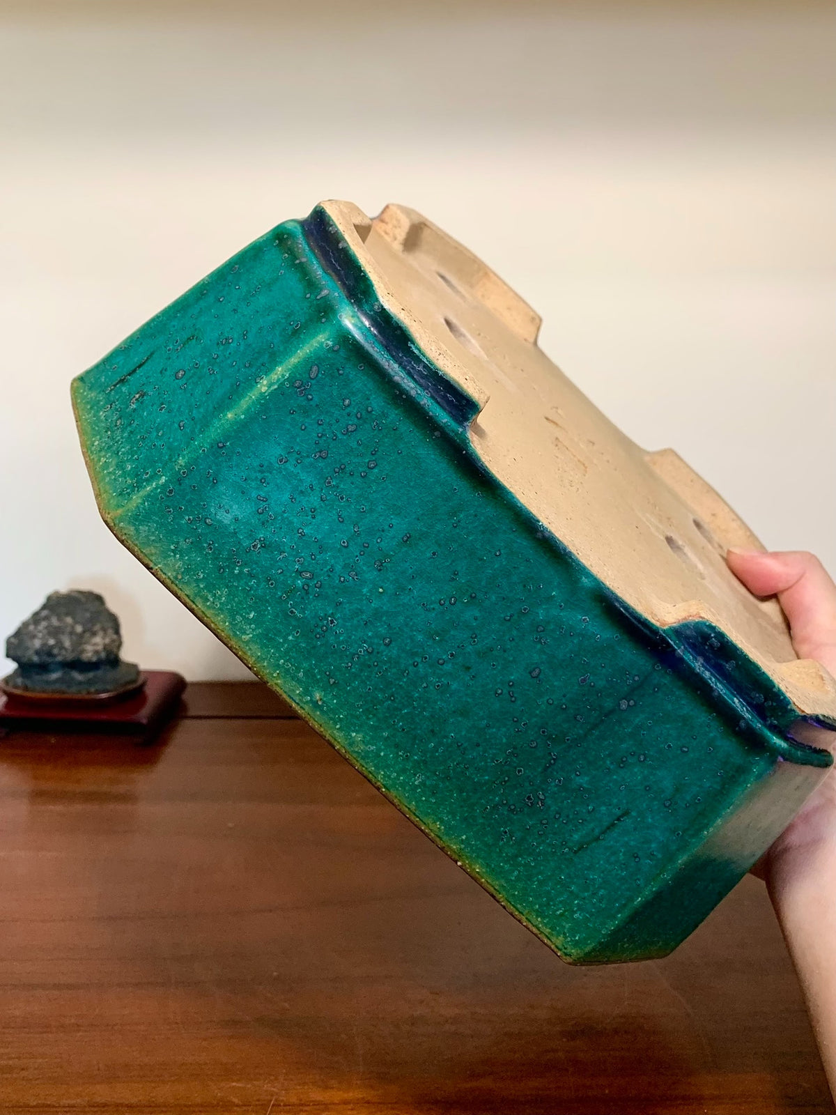 Sen Dai Kōyō Cloth-Textured Glaze Large Cornered Rectangular Japanese Flower Pot