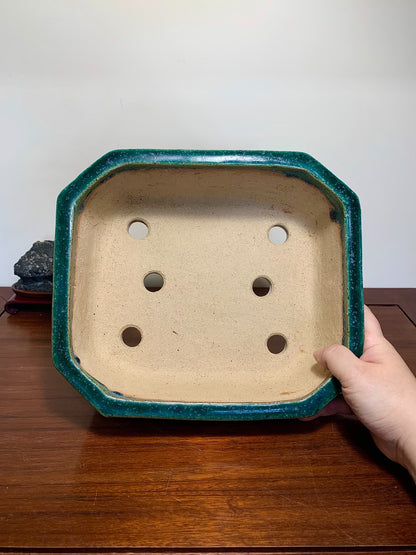 Sen Dai Kōyō Cloth-Textured Glaze Large Cornered Rectangular Japanese Flower Pot