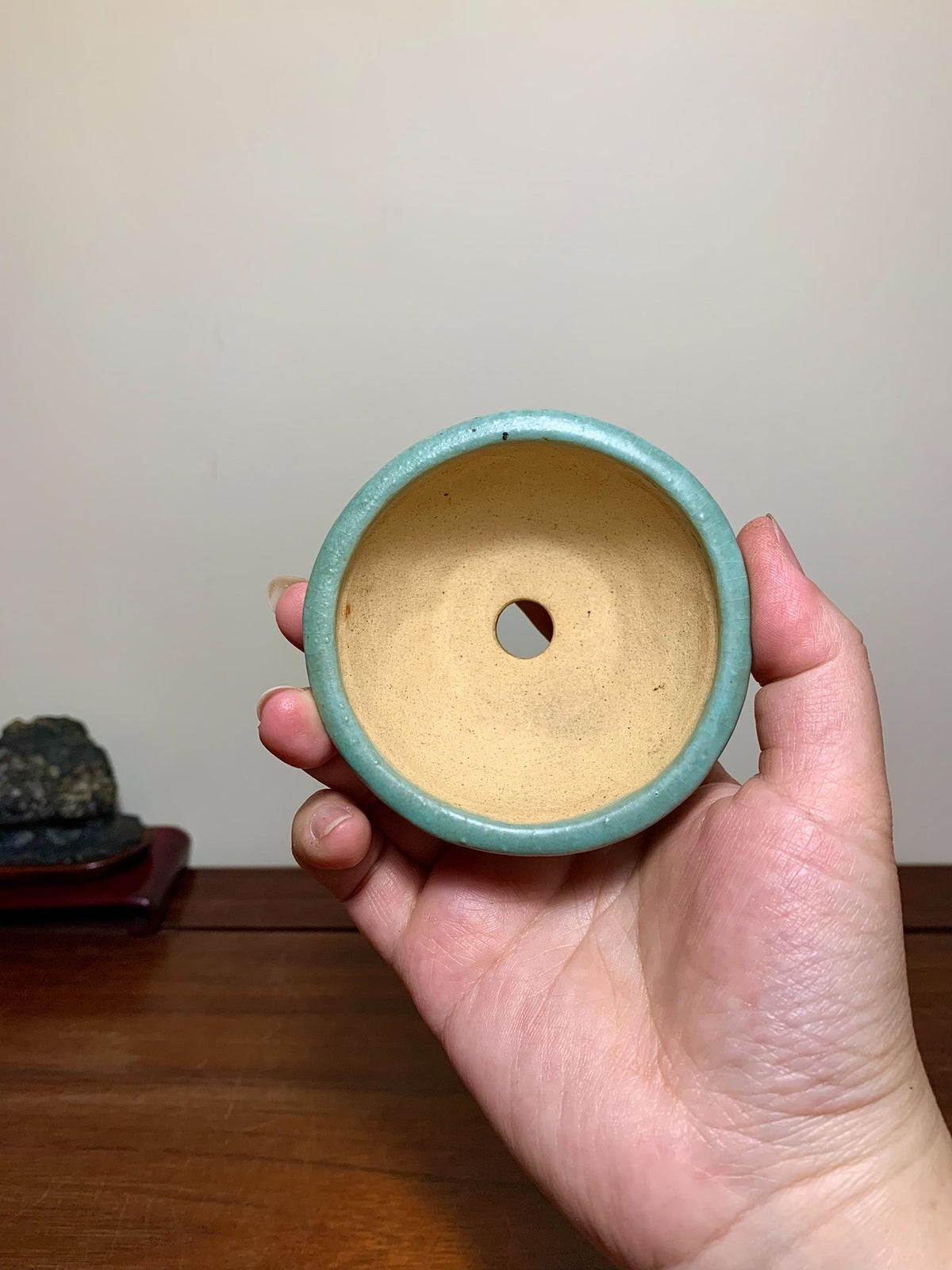Miyazaki Isshiki Shinsha Copper-Red Glaze Kiln-Transmuted Round Pot