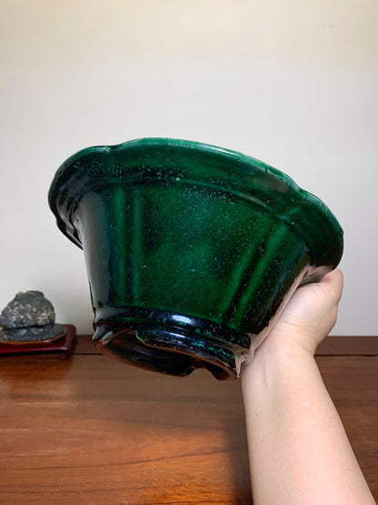 Green Glaze Kiln-Transmuted Wheel-Patterned Large Conical Japanese Pot by Shuufu