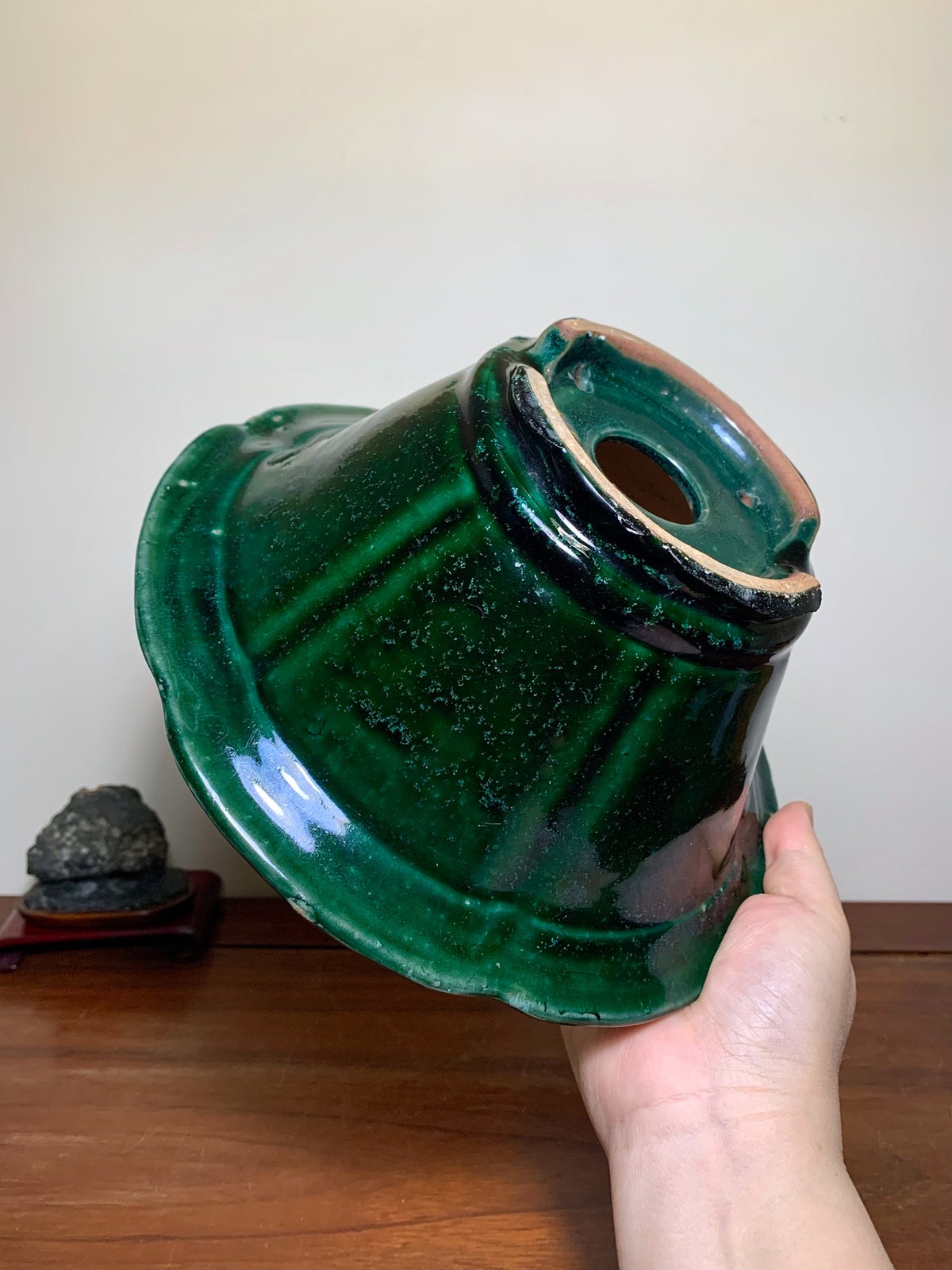 Green Glaze Kiln-Transmuted Wheel-Patterned Large Conical Japanese Pot by Shuufu
