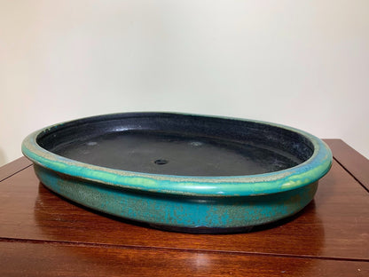 Sen Dai Kōyō Cloth-Textured Glaze Outer Rim Oval Japanese Flower Pot