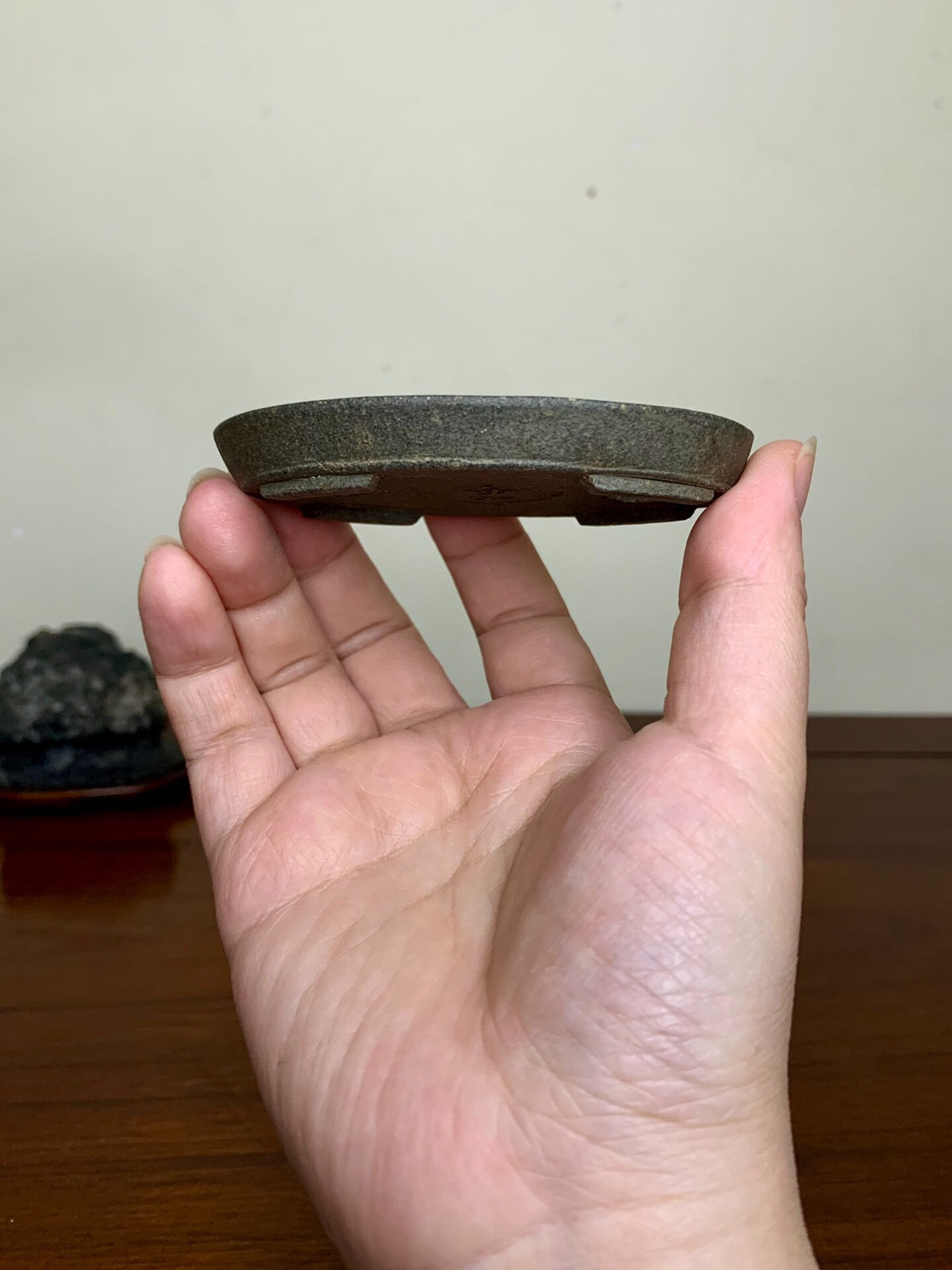 Suzuki Shōzan Cut-Foot Lower Band Oval Japanese Flower Pot