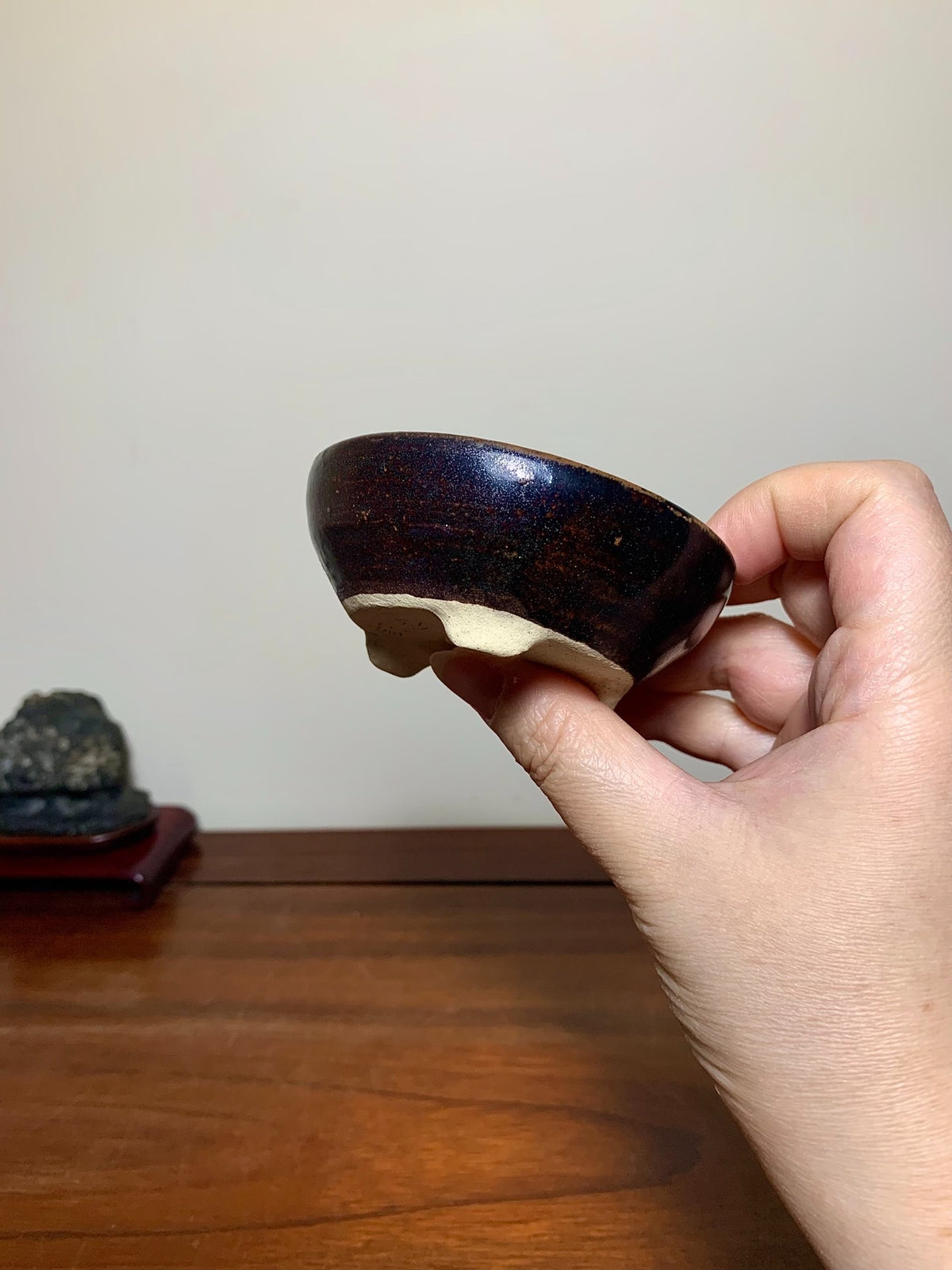 Tenmoku Glaze Three-Footed Round Pot by Mitsuyama