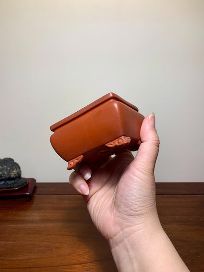 Shōen Shudei Bag-Style Cloud Feet Rectangular Japanese Flower Pot