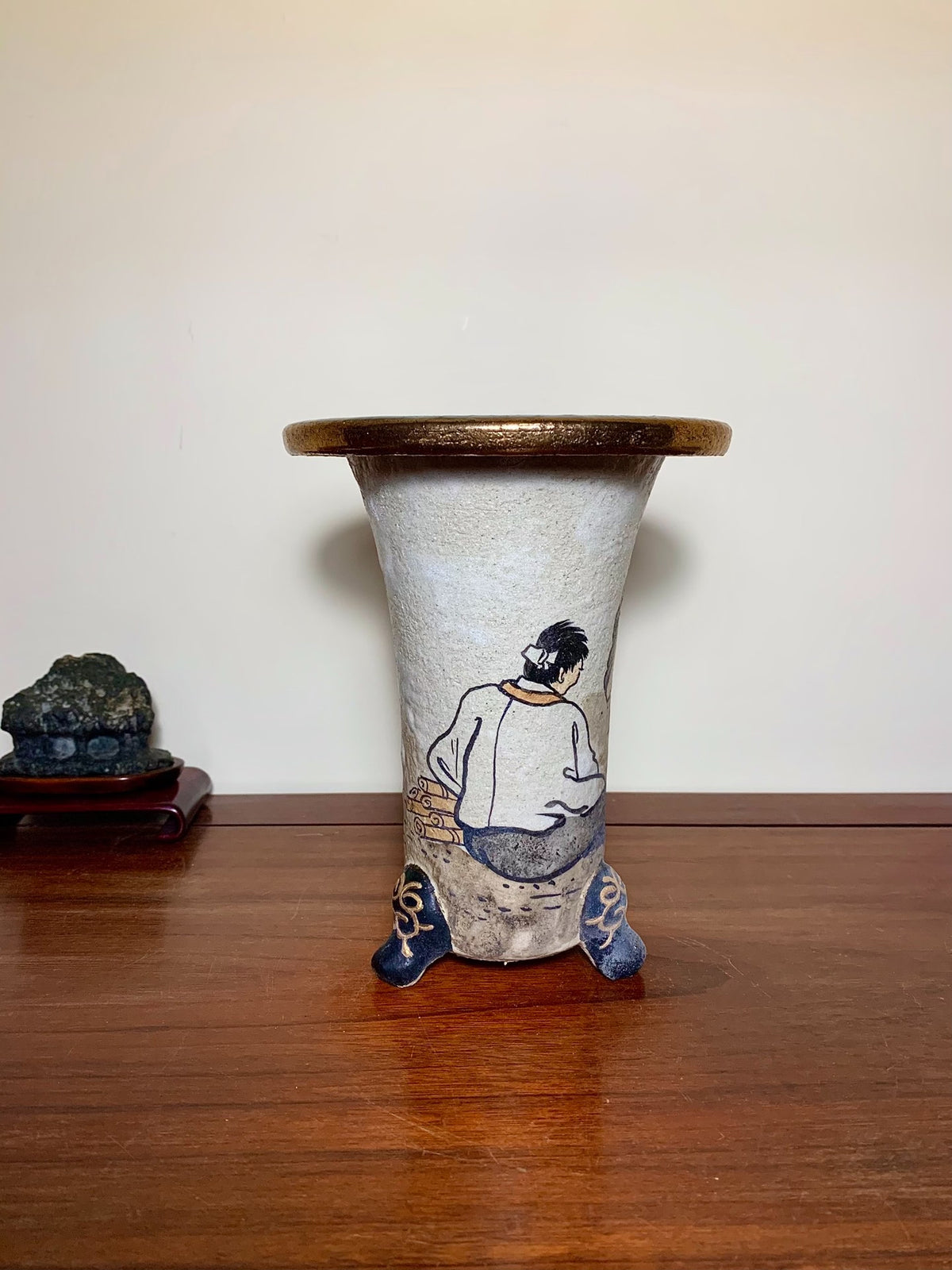 Gold-Enameled Orchid Design Omoto Pot by Kurozaki You人