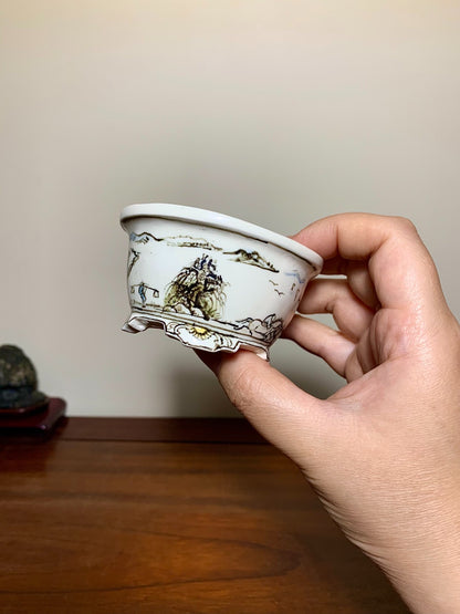 Ushū Katsuyama Enamelled Landscape with Friends Visiting Scene Japanese Pot