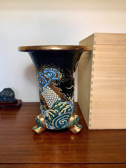 Hōtō Ryūzan, Outset Dragon Pattern, Omoto Pot