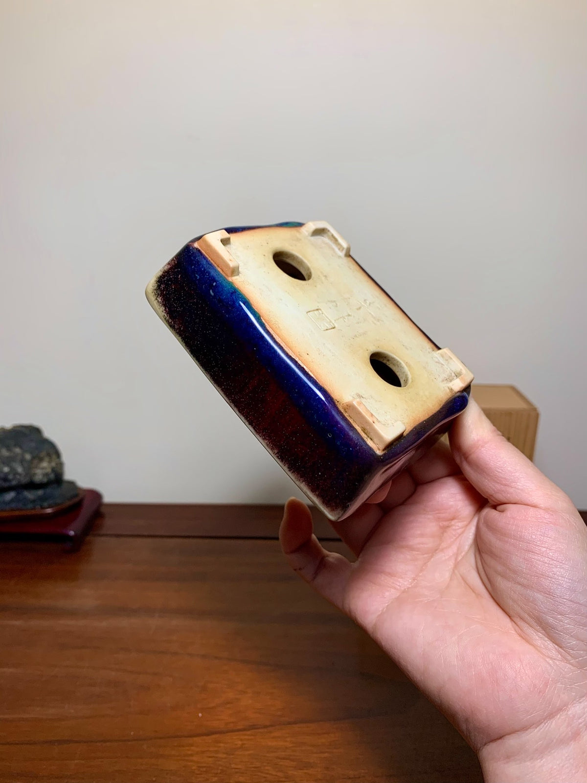 Man'kō Shūzan Shinsha Copper-Red Glaze Kiln-Transmuted Rectangular Japanese Bonsai Pot