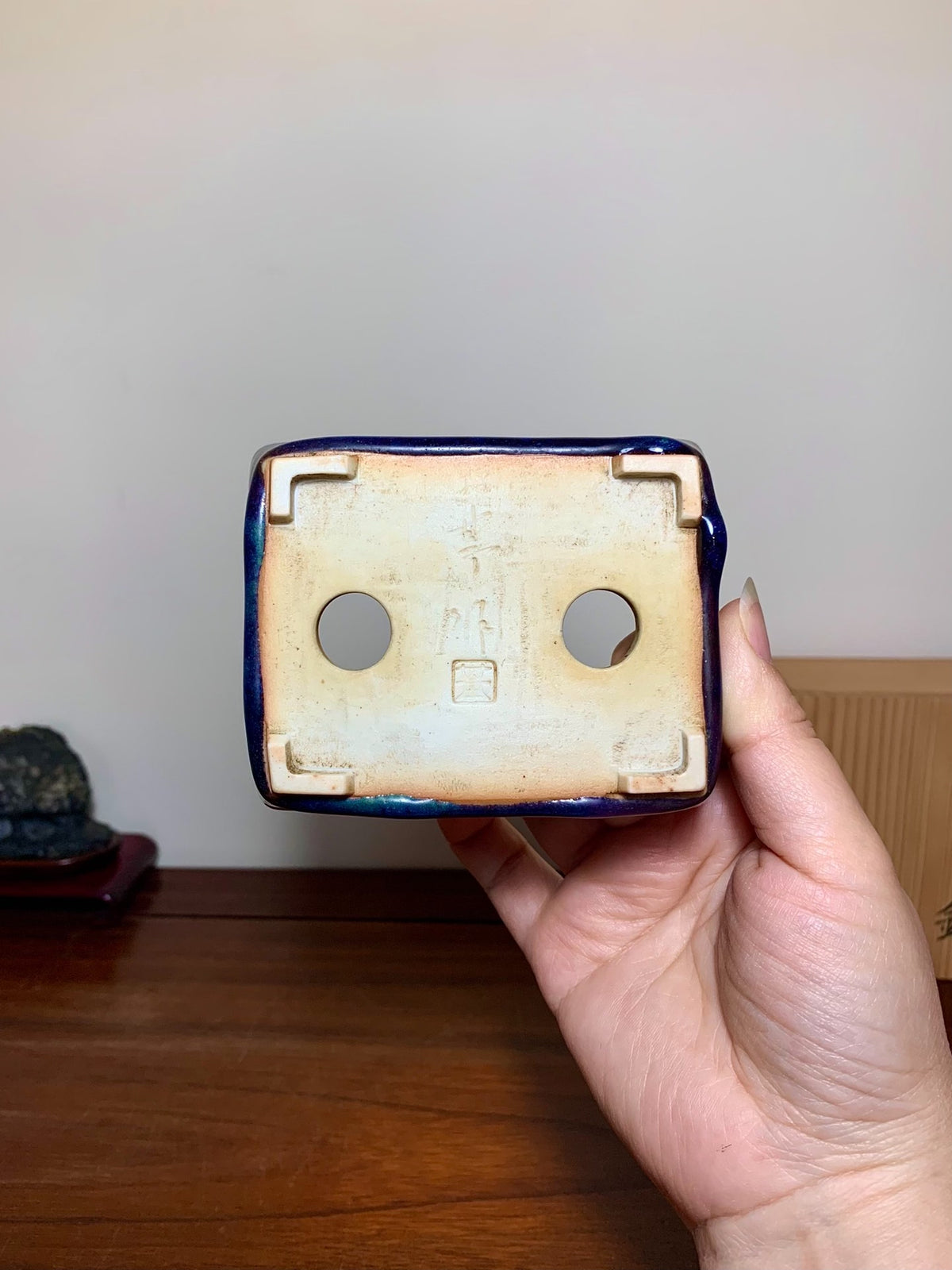 Man'kō Shūzan Shinsha Copper-Red Glaze Kiln-Transmuted Rectangular Japanese Bonsai Pot