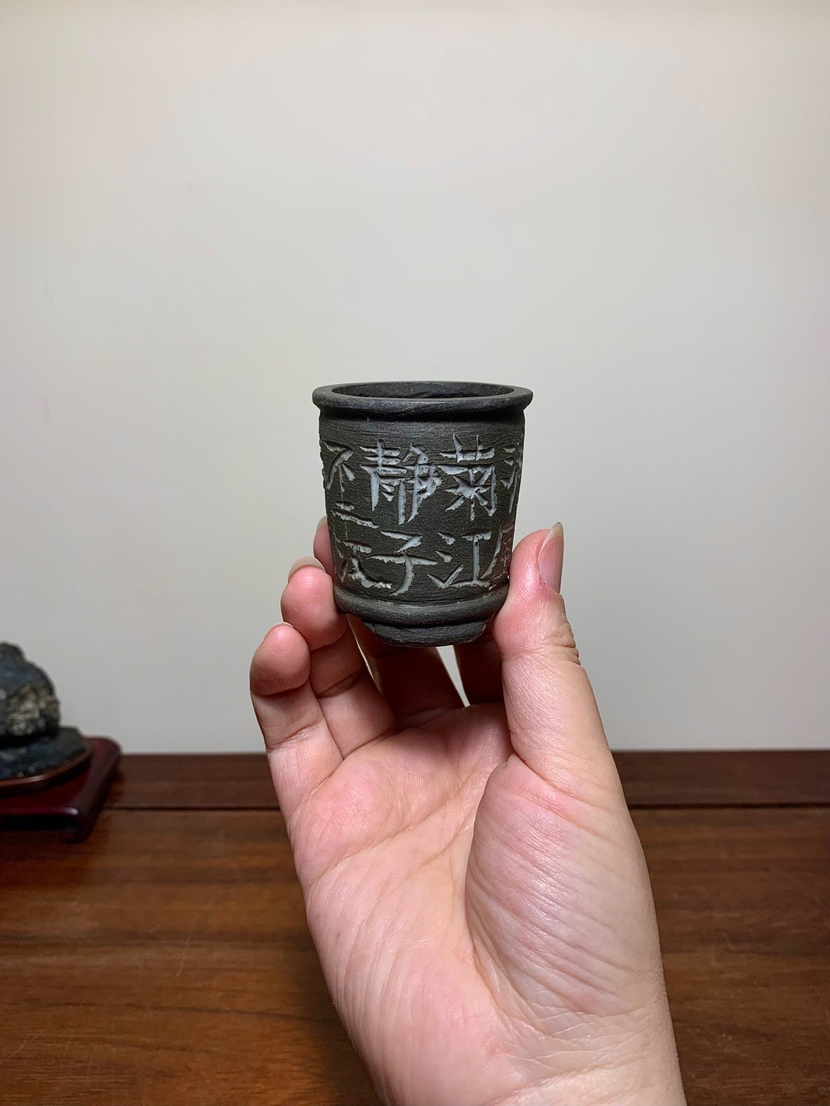 Okaya Shishin Han-Shi Small Cylindrical Japanese Flower Pot