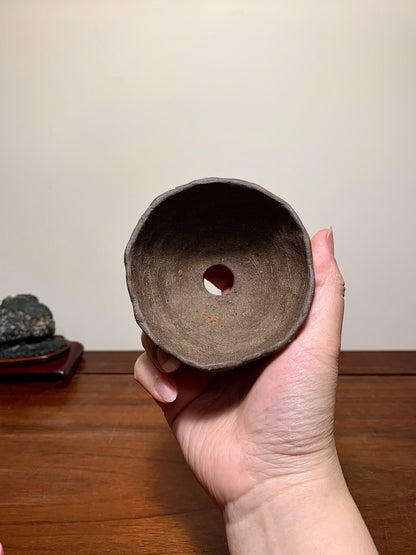 Heian Tōfuku-Ji Hand-Pinched Incised Round Pot