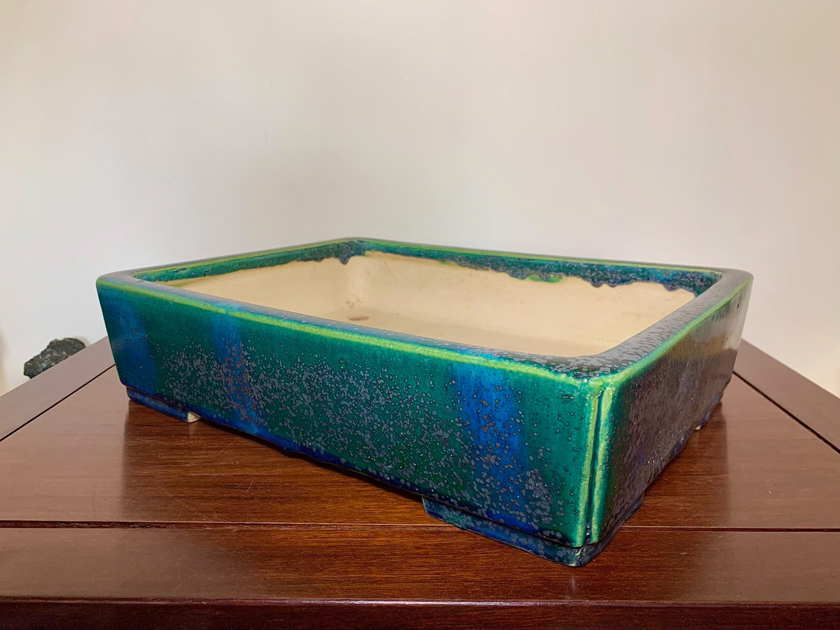 Sen Dai Kōyō Cloth-Textured Glaze, Cornered Cut-Foot Rectangular Japanese Flower Pot