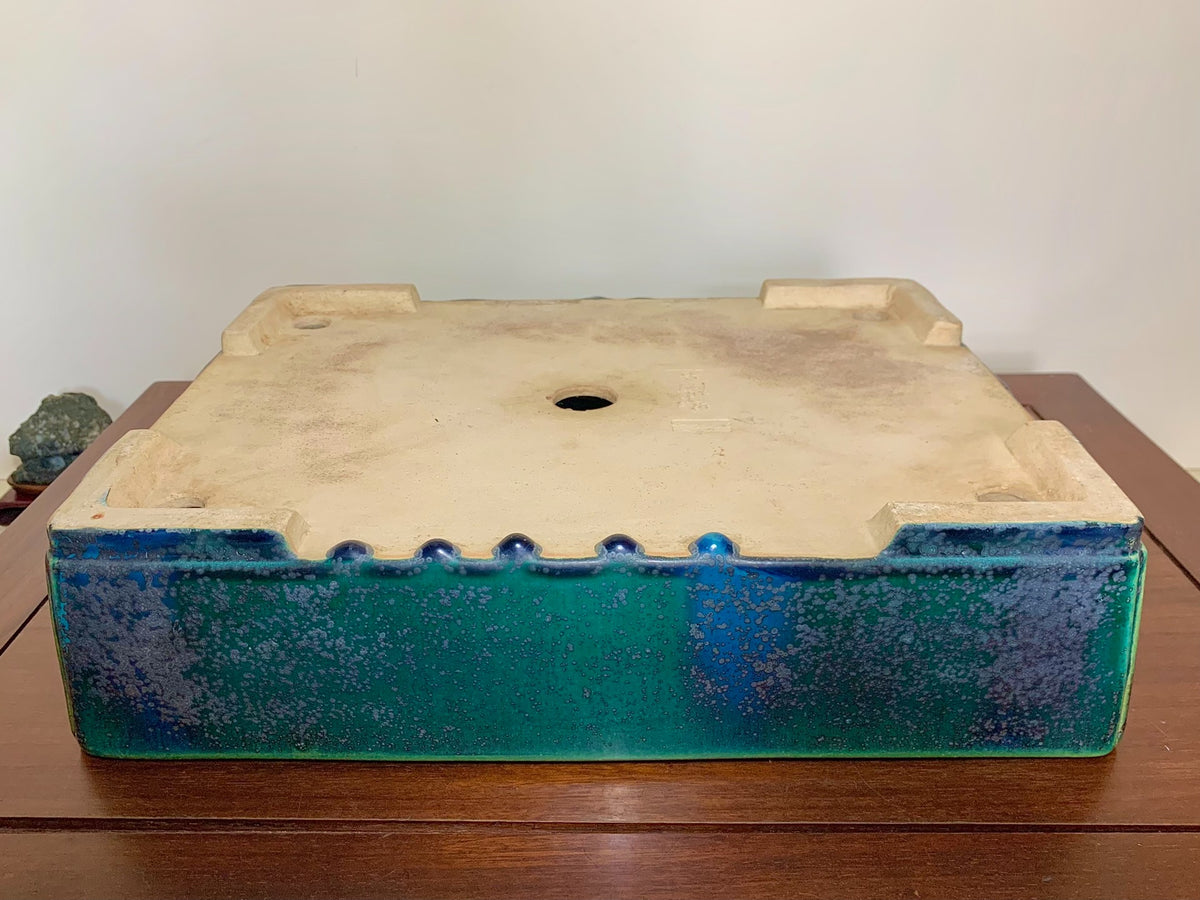 Sen Dai Kōyō Cloth-Textured Glaze, Cornered Cut-Foot Rectangular Japanese Flower Pot