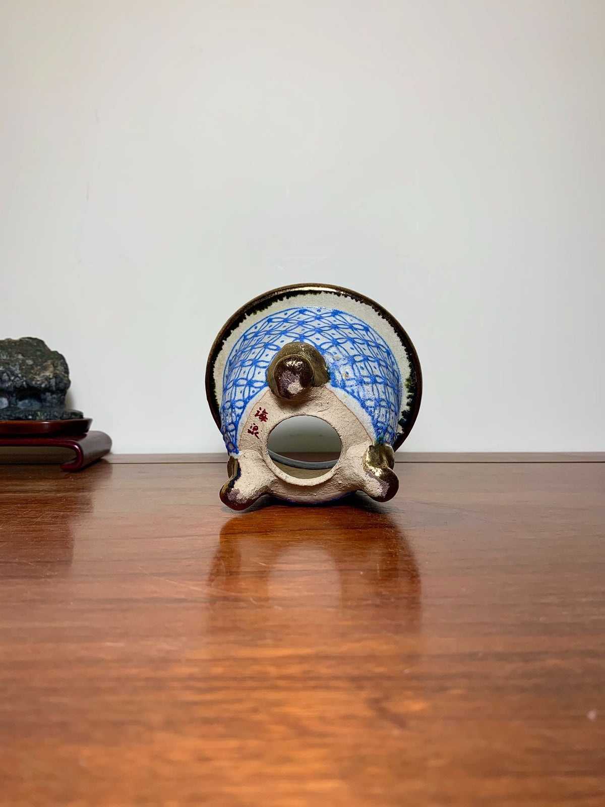 Gold-Enamelled Copper Coin Pattern Omoto Pot by Kai-Sen
