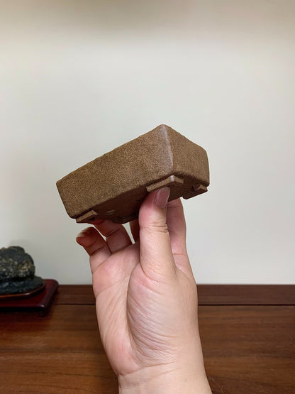 Kiso No Kawa Shuishi Cut-Foot Rectangular Japanese Pot