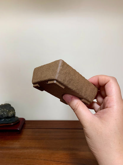 Kiso No Kawa Shuishi Cut-Foot Rectangular Japanese Pot