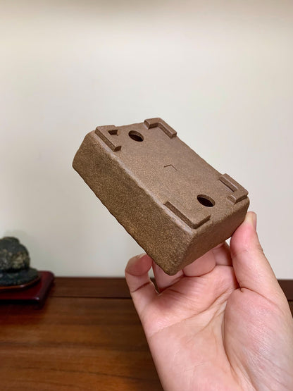 Kiso No Kawa Shuishi Cut-Foot Rectangular Japanese Pot
