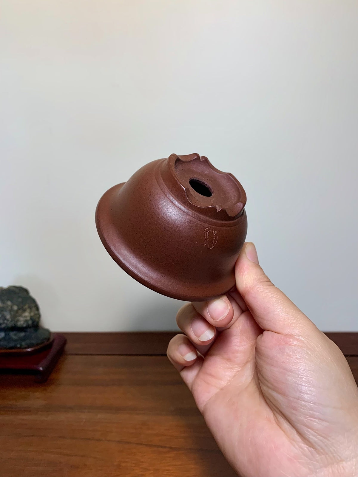 Matsuizan Aki Shidei Outer Rim Small Golden Bell Japanese Flower Pot