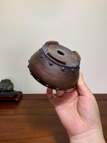 Fuzhou Double-Studded Round Pot