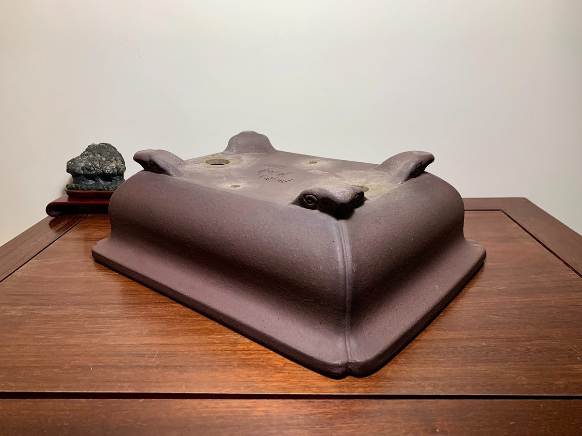 Matsu-Sen-Yaki Shidei Outer Rim Cloud Feet Rectangular Japanese Pot
