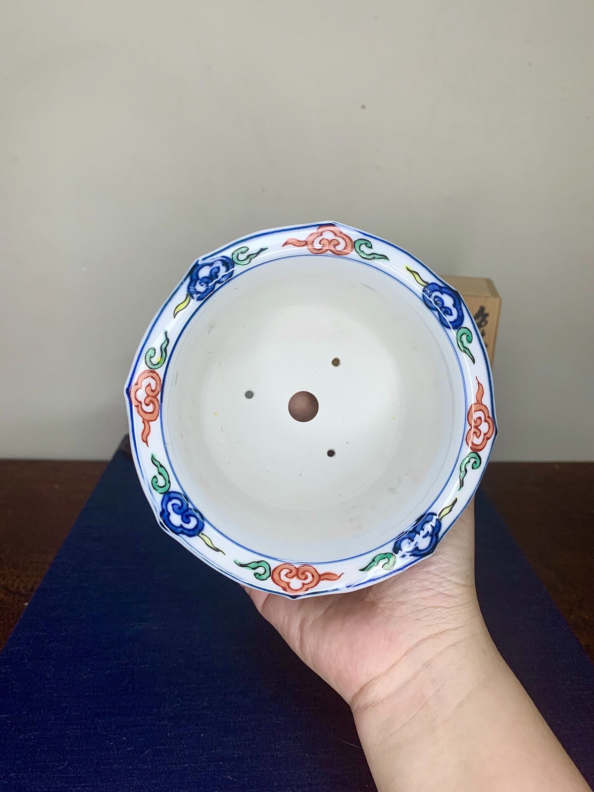 Shou Ami Enamelled Phoenix Pot