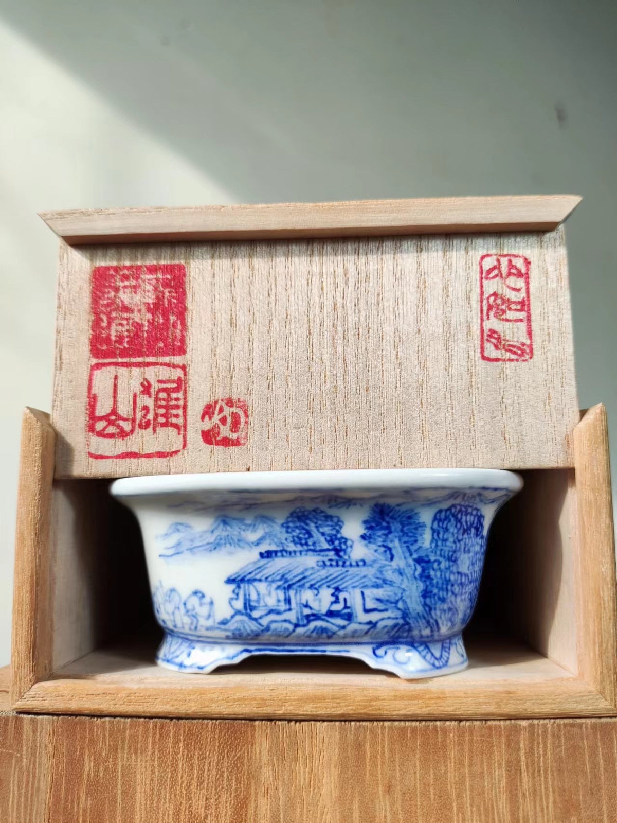 Fuji-Kake Yūzan, Delicate Brushwork